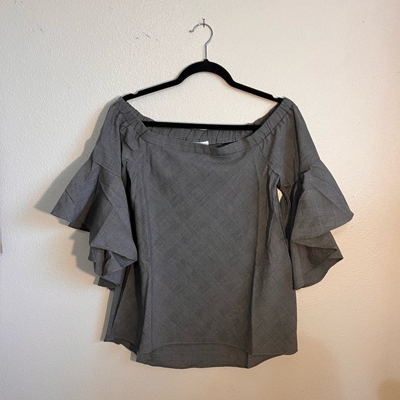 Dance & Marvel Tops - Dance & Marvel Off-Shoulder Glen Check Hi-Low Top - M